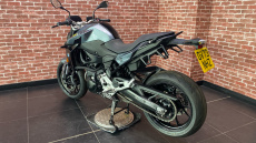 BMW F900 R